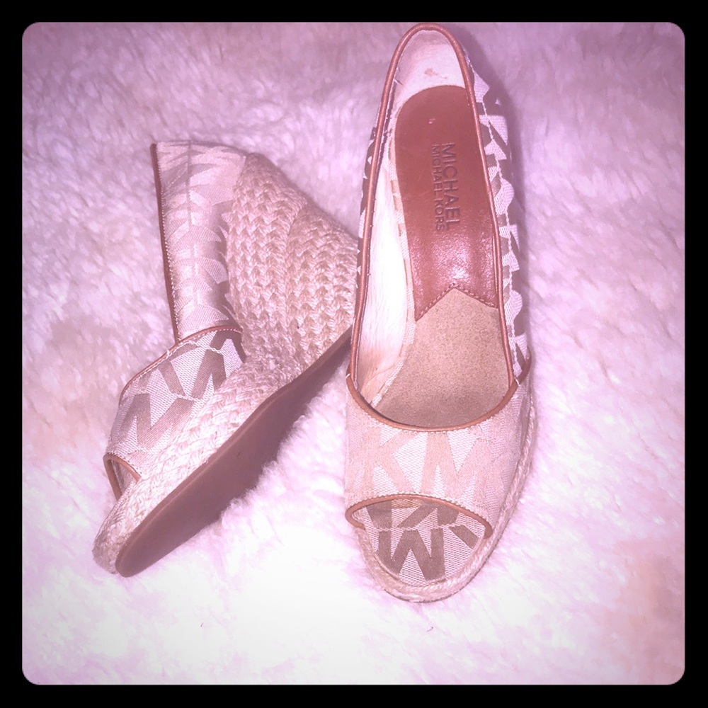 Michael Kors Espadrilles Wedge Peep Toe Heels 6.5